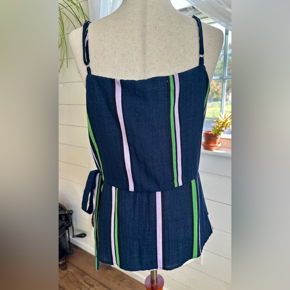 Lumiere Striped Wrap Top with Tie Waist
Size: Large - Picture 3 of 7